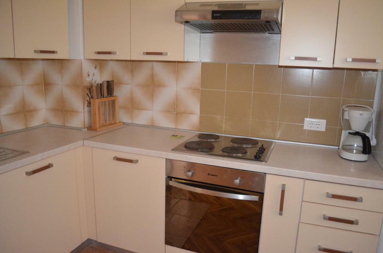 Apartments Mare Malinska Bagian luar foto